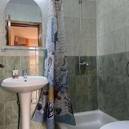 Hotel Vila Nadia 3*